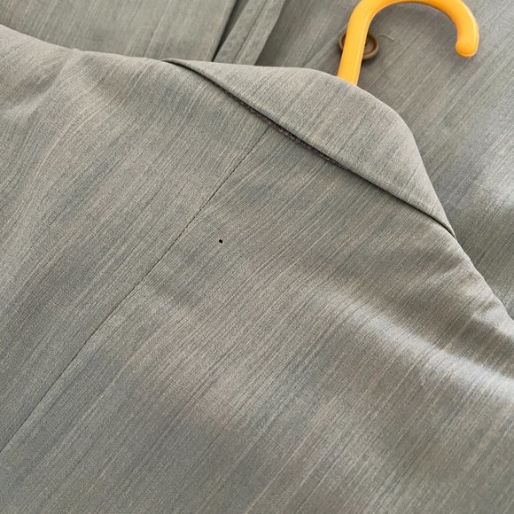 United Colours of Benetton green teal blazer with hole at back - Picture 10 of 10